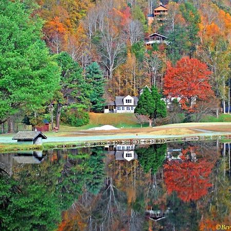 Romantic, Honeymoon Cabin In The Smokies! Gatlinburg Eksteriør billede