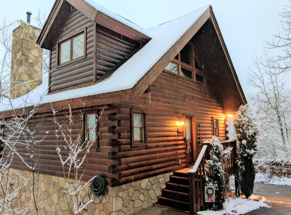 Romantic, Honeymoon Cabin In The Smokies! Gatlinburg Eksteriør billede