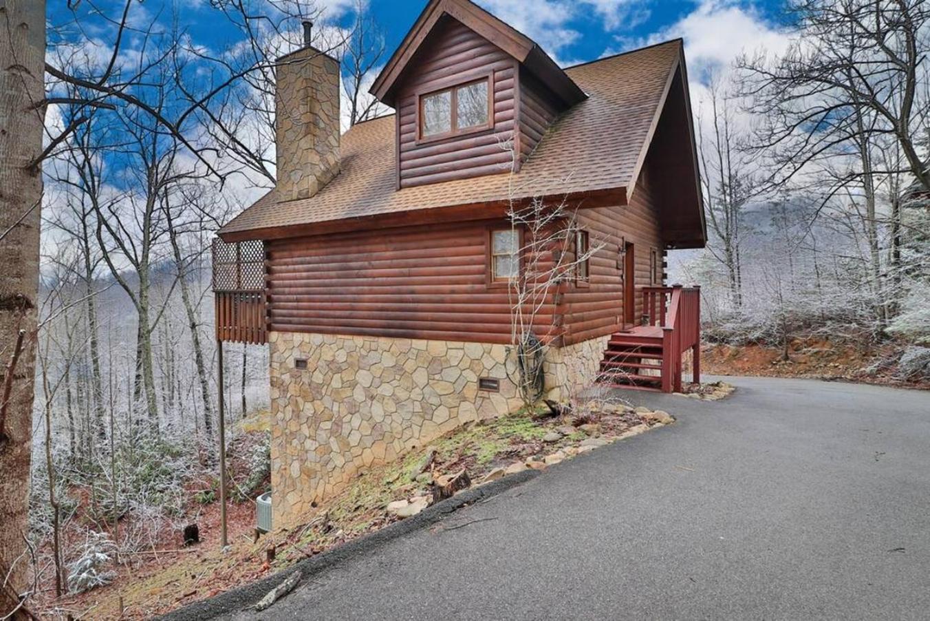 Romantic, Honeymoon Cabin In The Smokies! Gatlinburg Eksteriør billede