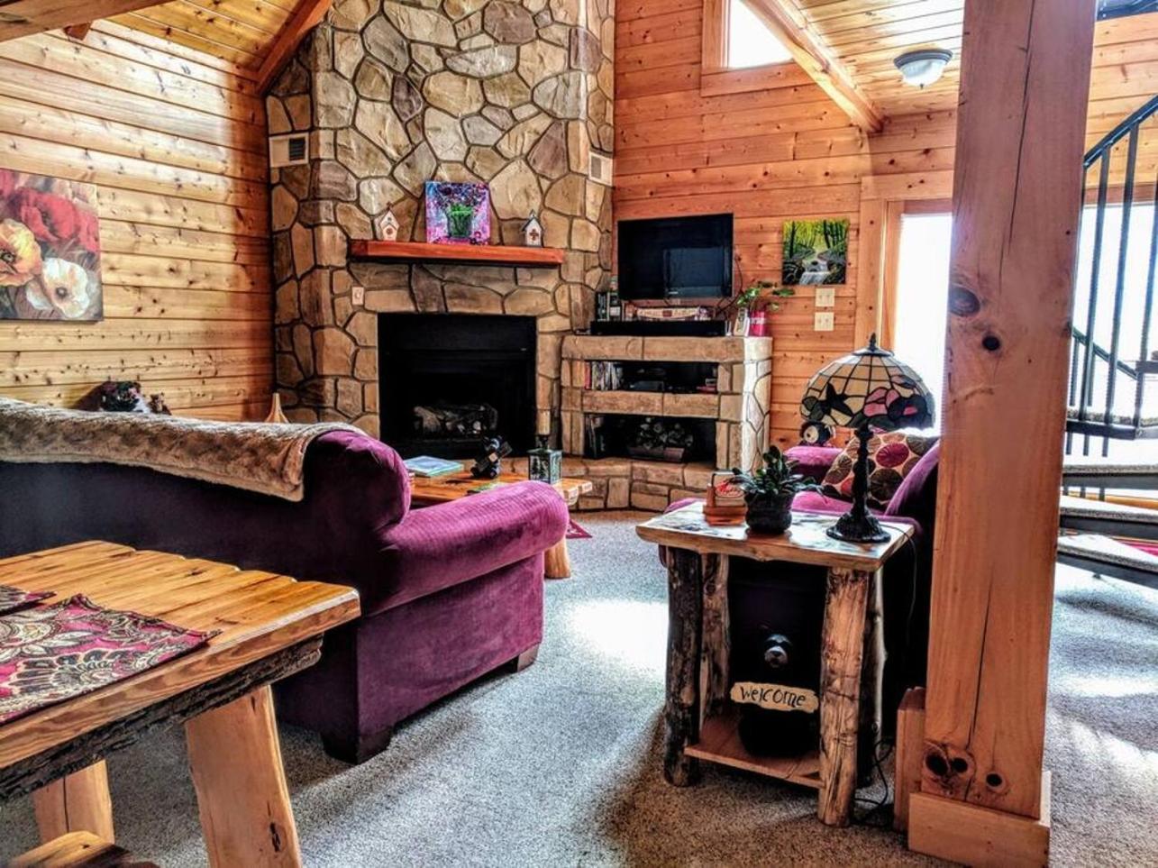 Romantic, Honeymoon Cabin In The Smokies! Gatlinburg Eksteriør billede