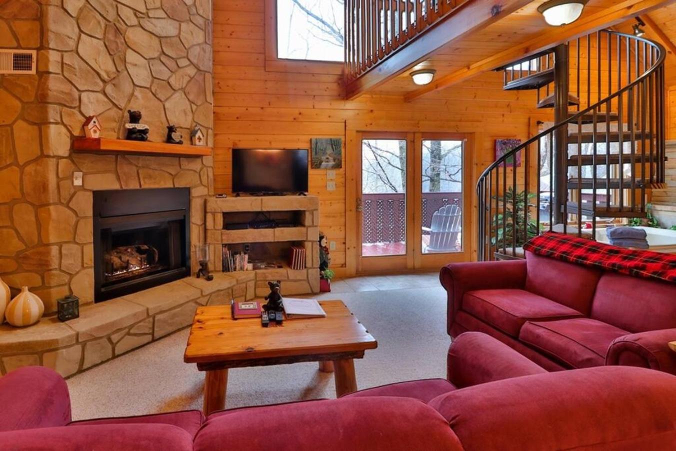 Romantic, Honeymoon Cabin In The Smokies! Gatlinburg Eksteriør billede