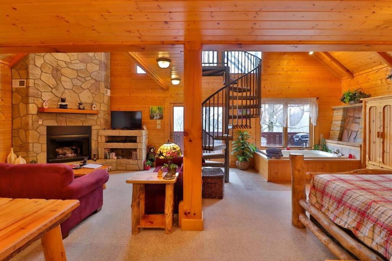 Romantic, Honeymoon Cabin In The Smokies! Gatlinburg Eksteriør billede