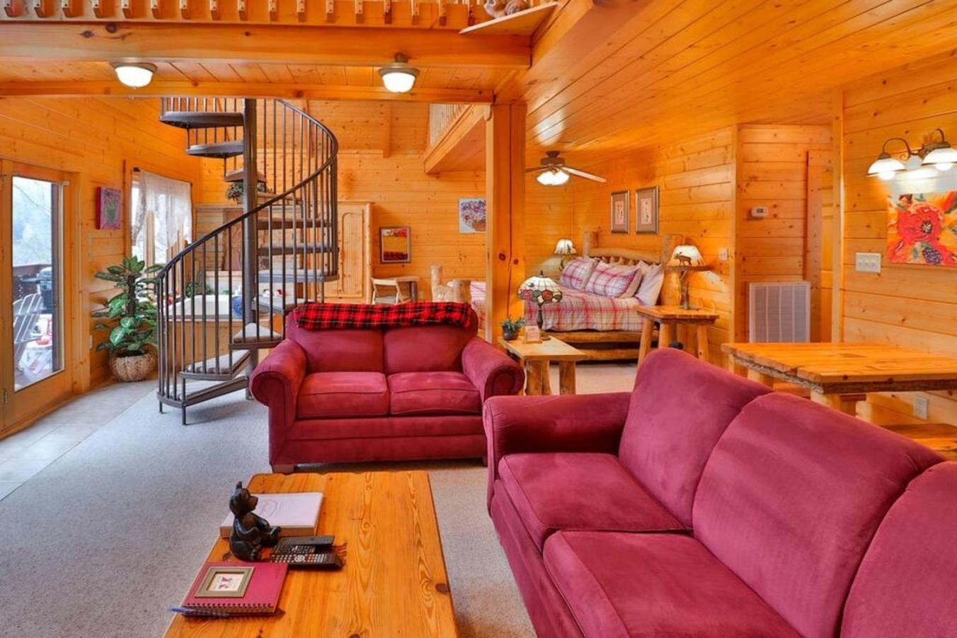 Romantic, Honeymoon Cabin In The Smokies! Gatlinburg Eksteriør billede